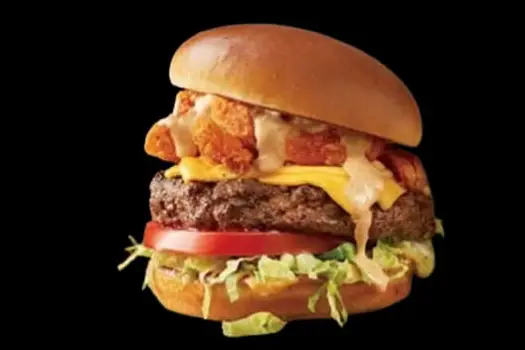 "Outback Steakhouse burgers and sandwiches menu with juicy beef burgers, crispy chicken sandwiches, and fresh toppings"