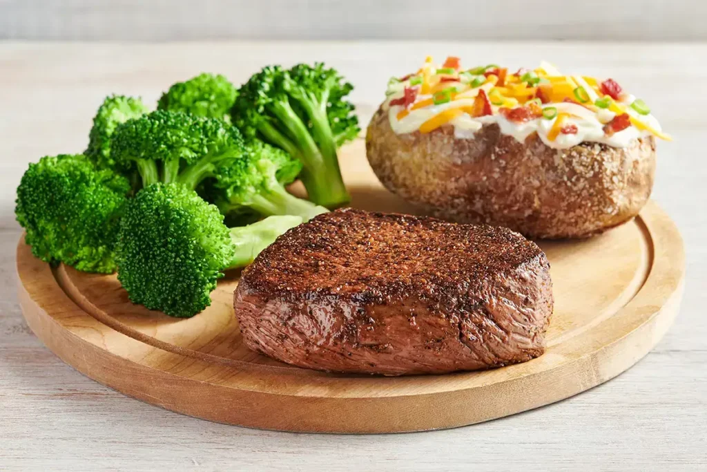 Outback Center-Cut Sirloin – lean, juicy sirloin steak grilled to perfection and seasoned with bold spices – high-protein steakhouse favorite